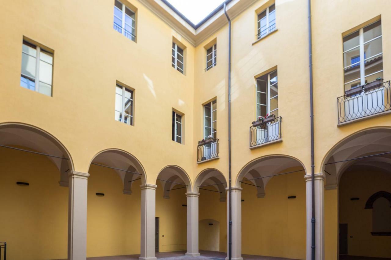 Palazzo Bocchi - The Place Apartments Bologna Kültér fotó