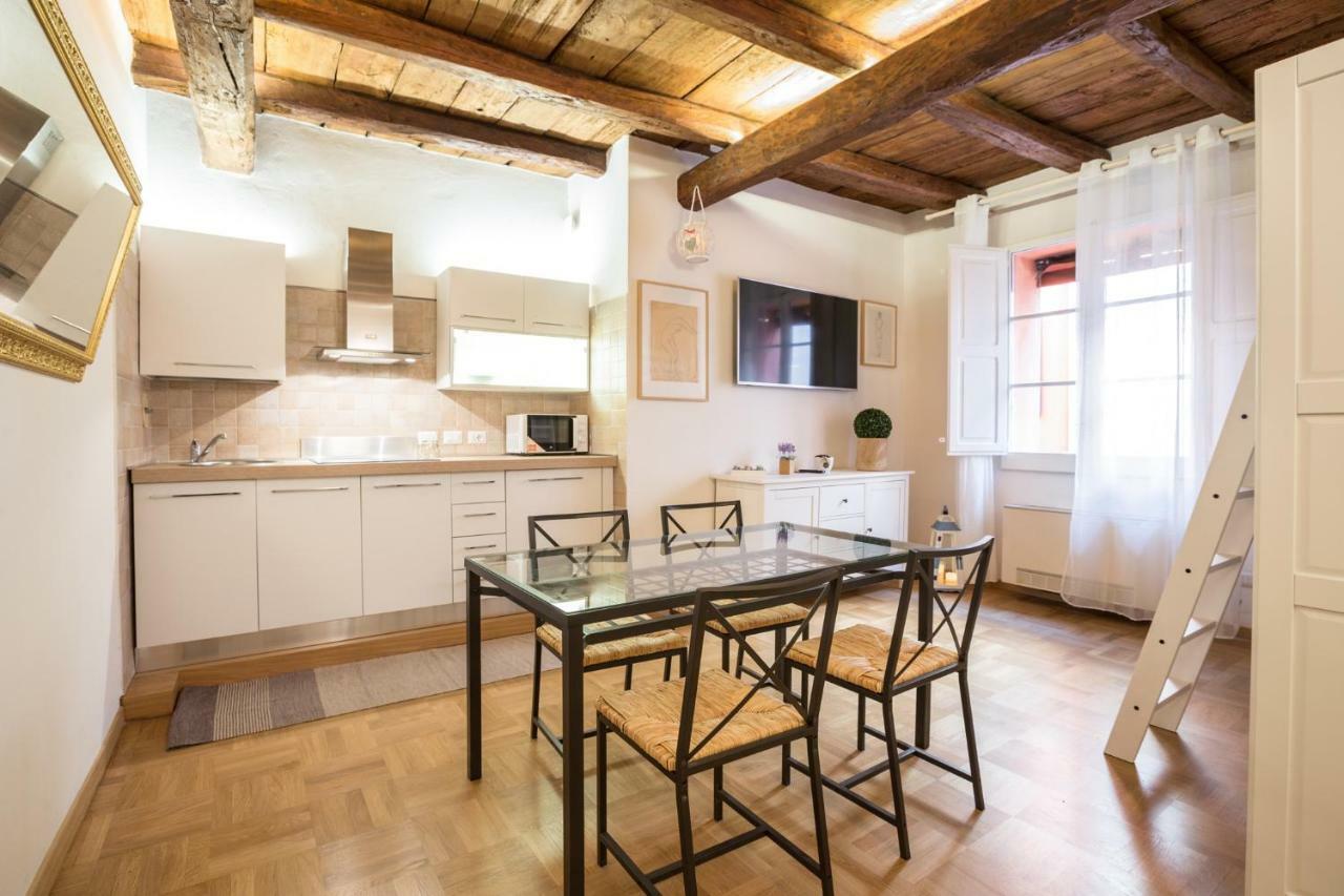Palazzo Bocchi - The Place Apartments Bologna Kültér fotó