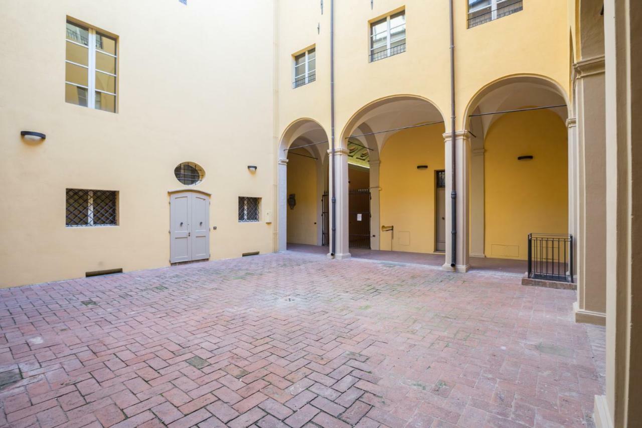 Palazzo Bocchi - The Place Apartments Bologna Kültér fotó